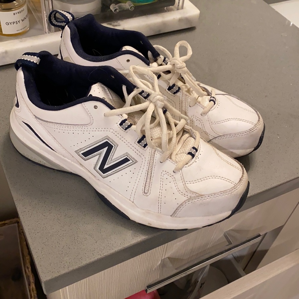 New Balance 608